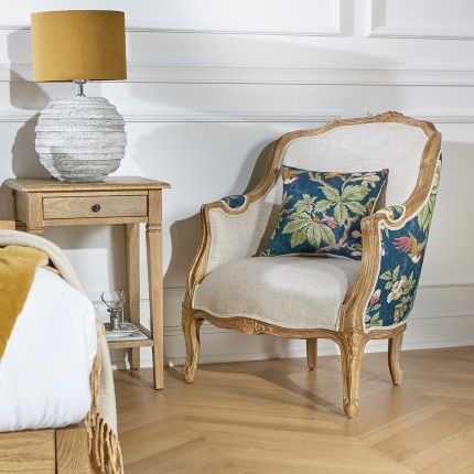 VICTOR LOPHURA - Shabby chic style bergère armchair in solid wood and premium linen, 1 seat