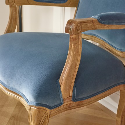 INES – Fauteuil style Louis XV en bois et tissu 100% coton Bleu Louis, 1 place