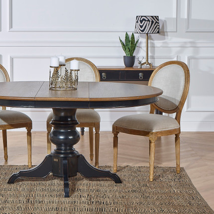 ARIANE - Extendable dining table with extension leaf, oak top, black legs, seats 6/8