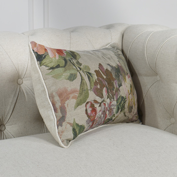 BLOOM – Rectangular cushion with a romantic style and floral patterns, 58 x 32 cm