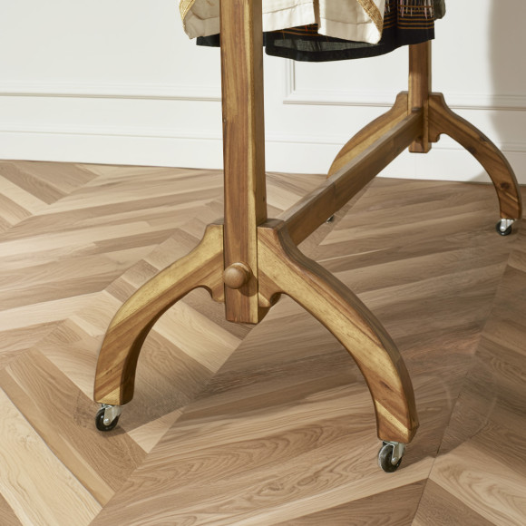 LULU - Stand su ruote in stile romantico in legno e metallo, 140 cm