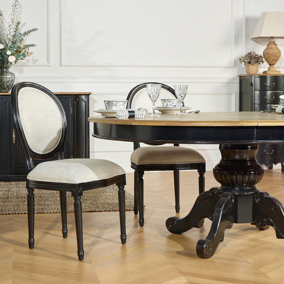 AMBOISE - Extendable dining table in shabby chic style, oak top, 8/10 seats