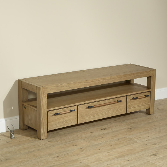 MEGÈVE– Meuble tv 150 cm en bois massif style contemporain, 3 tiroirs, 1 étagère, bois certifié FSC®