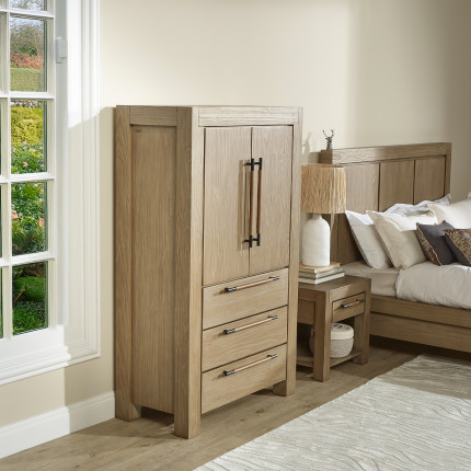 MEGEVE – Pequeño armario de estilo contemporáneo, 2 puertas, 3 estantes, 3 cajones, madera certificada FSC®