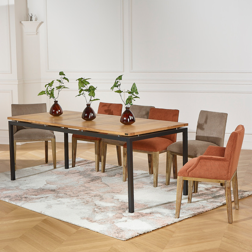 AIMIE - Table à manger style industriel avec plateau en chêne et pieds métal, 8 convives, bois certifié FSC®