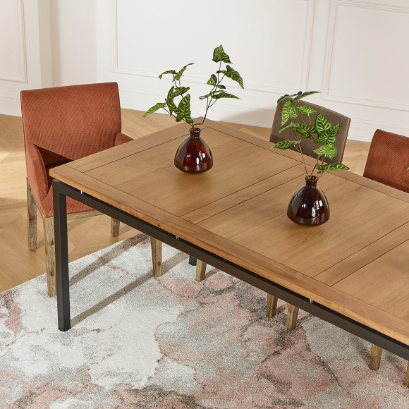 AIMIE - Table à manger style industriel avec plateau en chêne et pieds métal, 8 convives, bois certifié FSC®