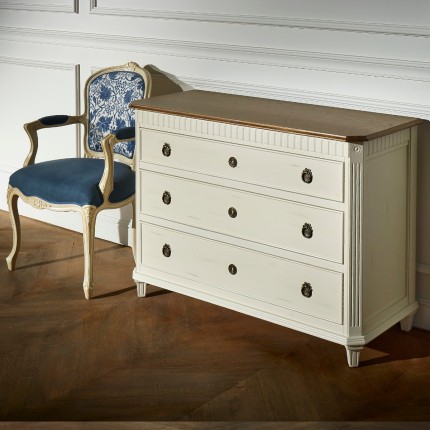 The HORACE Chest of Drawers