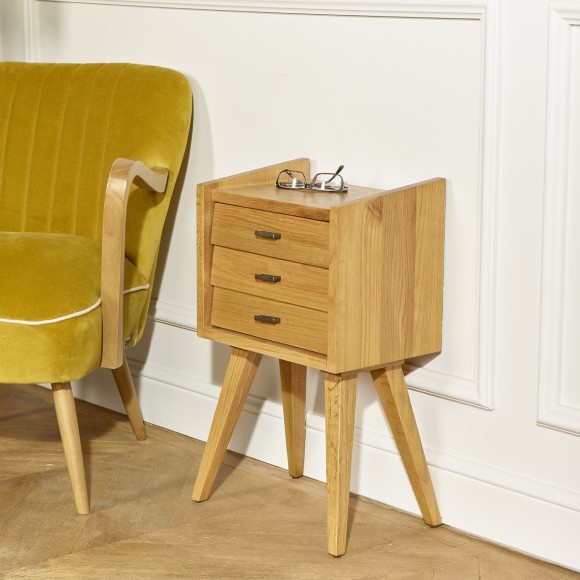 The NICOLAS Bedside Table