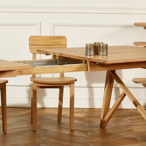 The LUCETTE Dining Table