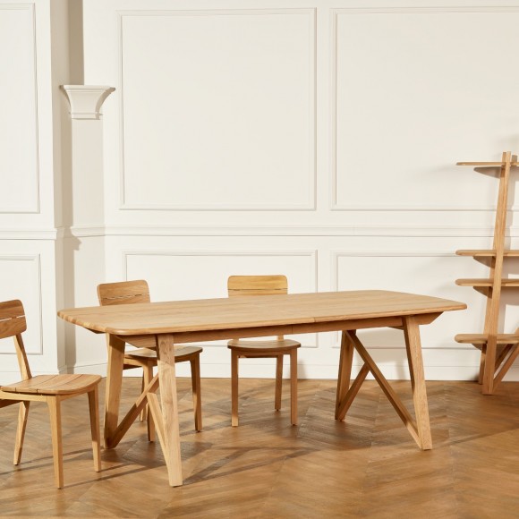 The LUCETTE Dining Table