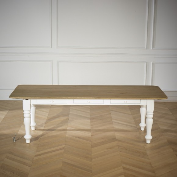 The ALEXIS Dining Table