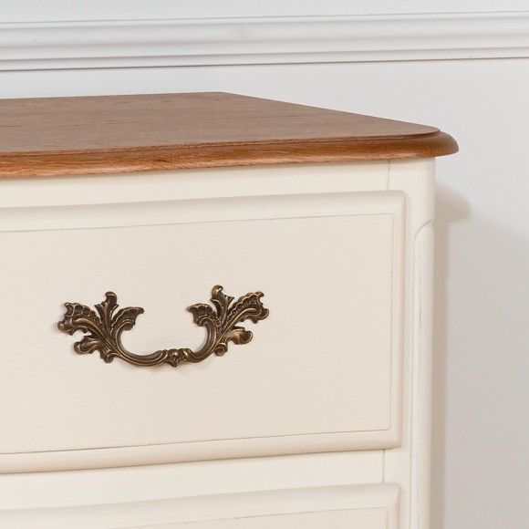 The SERRENA Chest of Drawers