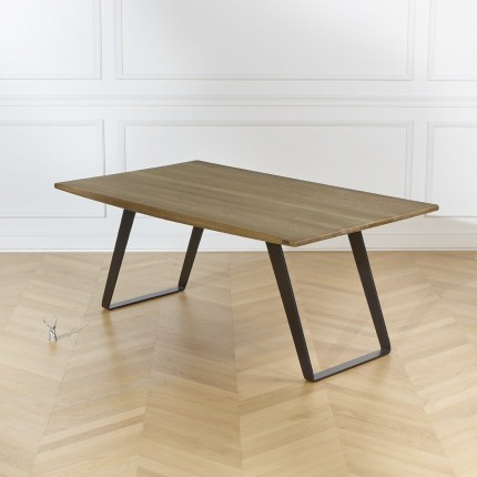 The HECTOR Dining Table