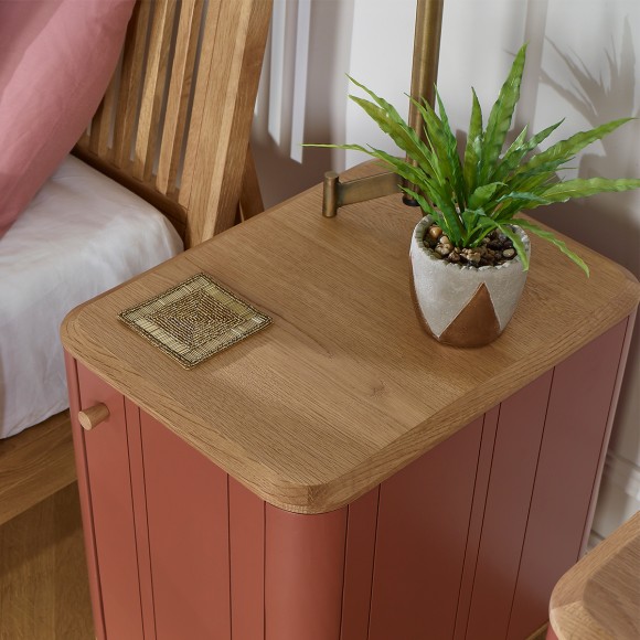 KYOTO - Table de chevet style moderne en chêne, 1 porte, 1 étagère